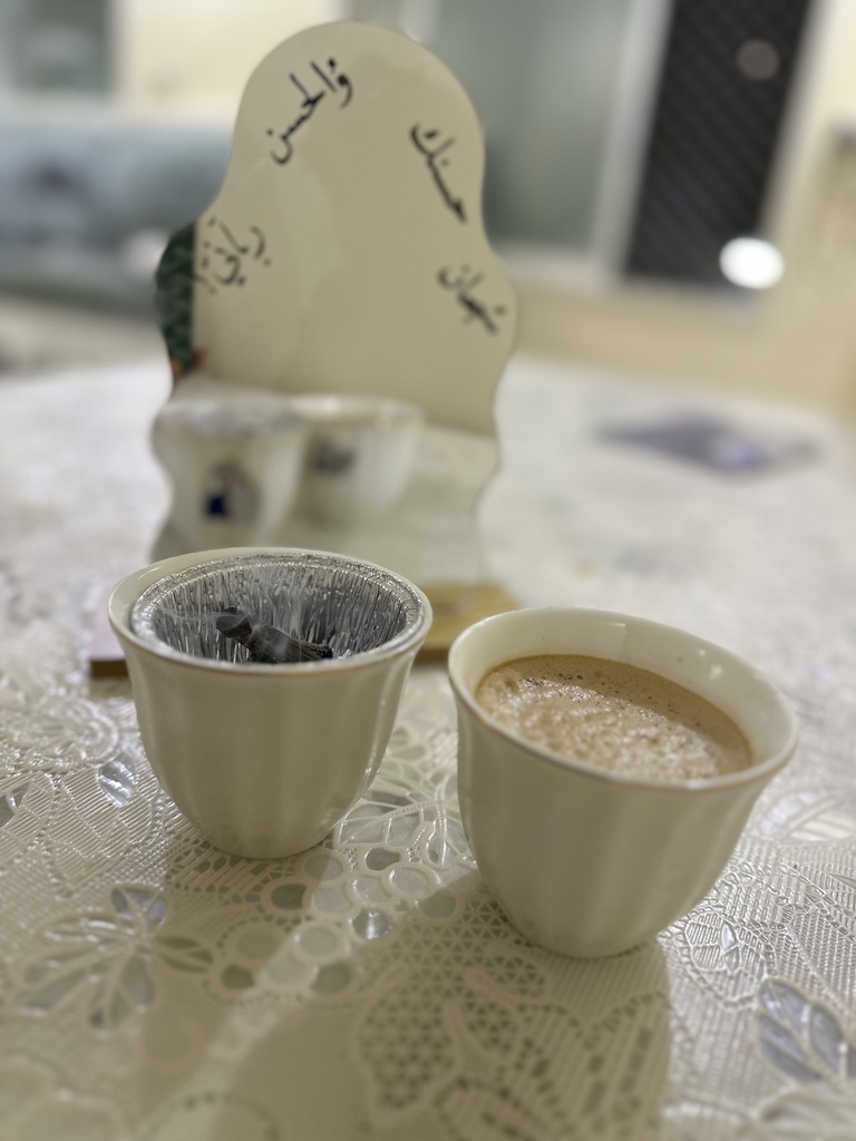 مرايه بعبارة سبحان حسنك و الحسن رباني