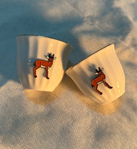 Smoker and gazelle cup