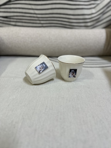 Smoker and mug with iron logo