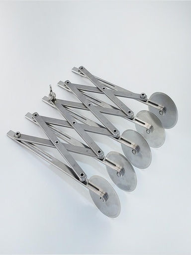 Five-Star Croissant Cutter